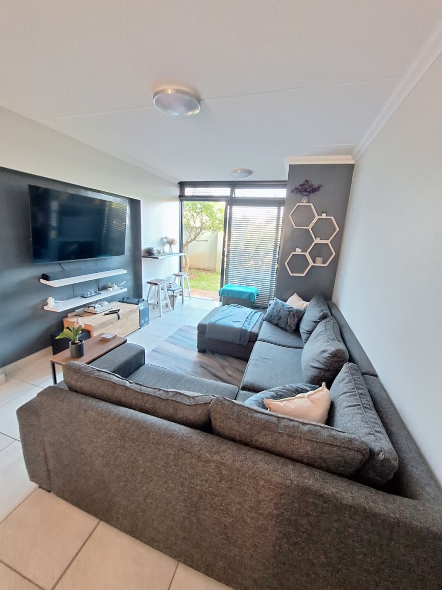 2 Bedroom Property for Sale in Vredekloof Western Cape